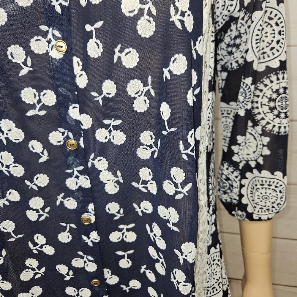 Maternity Top Cute Pattern - Picture 2 of 3